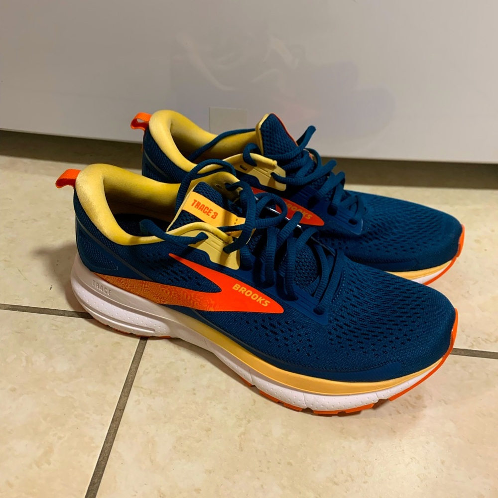 NWOB Brooks Trace 3 Running Shoe - Women’s Size 9.5